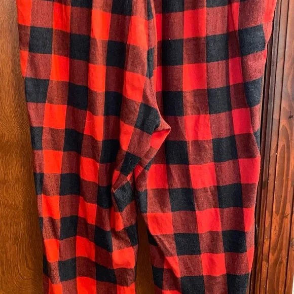 Aerie- plaid lounge pant - Picture 2 of 8